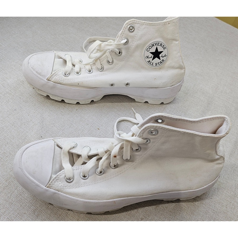 Converse Lugged High Top Women 11 White Chuck Taylor All Star Platform 565902C